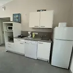 Petite Maison Neuve A 250m De La Avec Jardin Clos, Terrasse Et Parking - - Fr-1-224b-190 Tatil Evi *