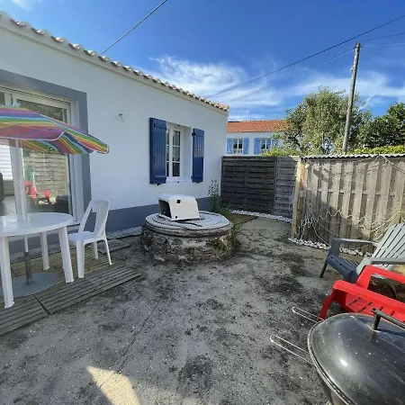 Petite Maison Neuve A 250m De La Avec Jardin Clos, Terrasse Et Parking - L'epine - Fr-1-224b-190
