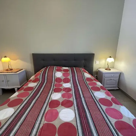 Hébergement de vacances Petite Maison Neuve à 250m De La Avec Jardin Clos, Terrasse Et Parking - - Fr-1-224b-190