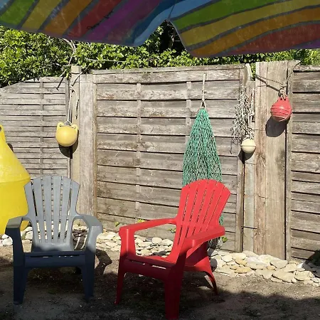 Petite Maison Neuve A 250m De La Avec Jardin Clos, Terrasse Et Parking - - Fr-1-224b-190 Tatil Evi